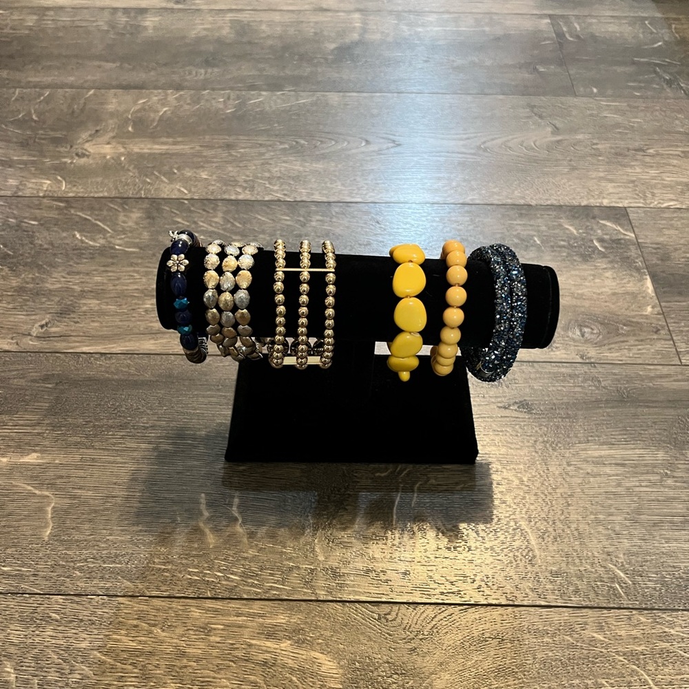 Lot of 8 Fashion‎ Bracelets NEW